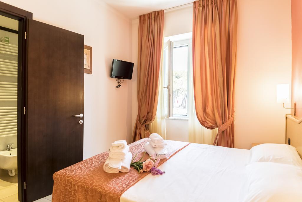 Hotel Tenda Rossa 3*